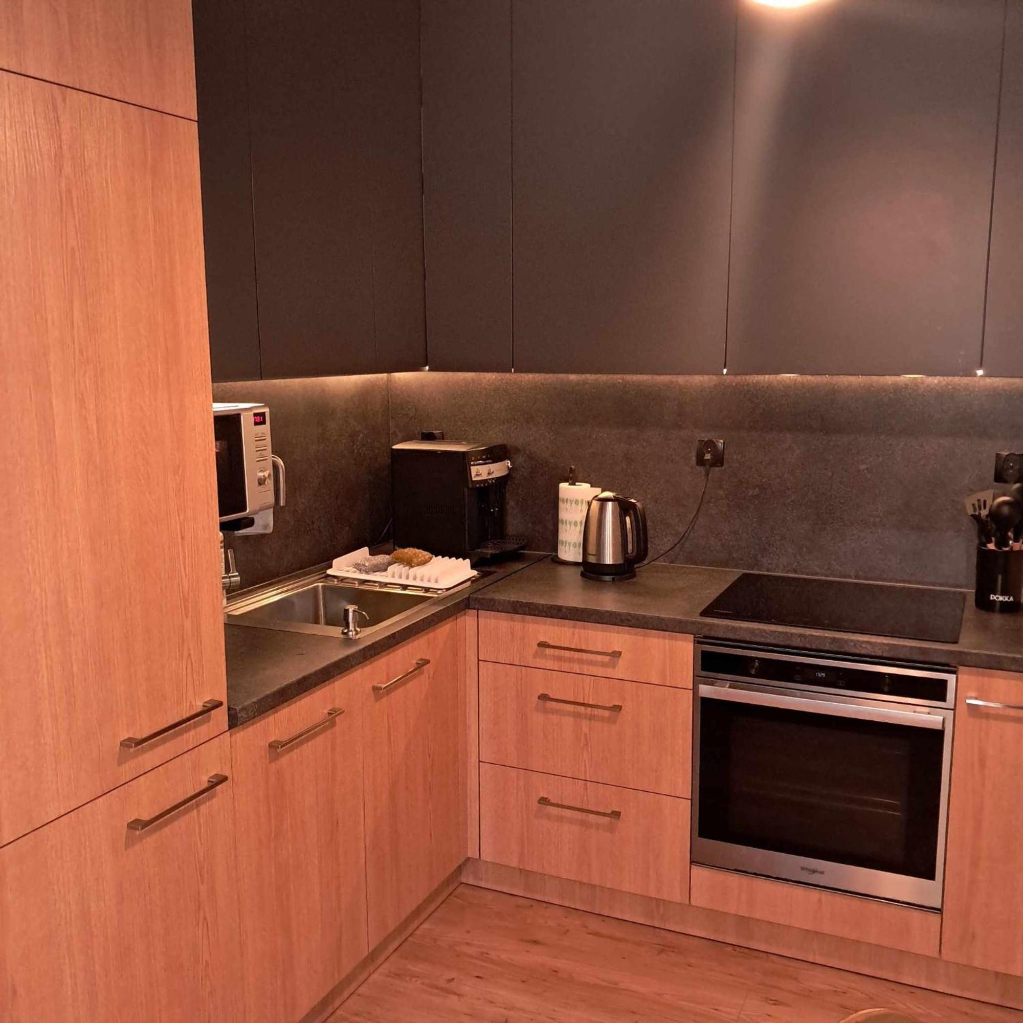Apartament Julia 1-4 Os Starowapiennikowa 42A Z Balkonem Ze Sniadaniem Kontynentalnym Kielce Ngoại thất bức ảnh